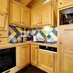 Charmant Duplex 6 Pers Avec Cheminee Et Garage A Courchevel - Fr-1-575-194